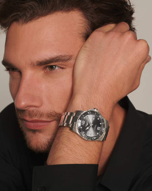 LONGINES 浪琴深海征服者系列浪鬼陶瓷潛水機械錶 41mm L37814766 - 新萬國鐘錶