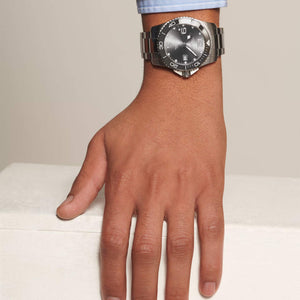 LONGINES 浪琴深海征服者系列浪鬼陶瓷潛水機械錶 41mm L37814766 - 新萬國鐘錶