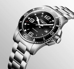 LONGINES 浪琴深海征服者系列浪鬼石英潛水錶 44mm L38404566 - 新萬國鐘錶