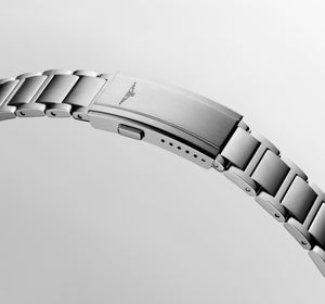 LONGINES 浪琴 HydroConquest 深海征服者系列浪鬼潛水300米石英錶 42mm L3.769.4.56.6