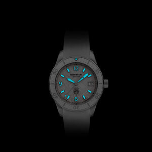 MontBlanc 萬寶龍 Iced Sea 系列日期顯示自動腕錶 0 Oxygen 零氧特別版 38mm MB134025