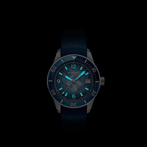 MontBlanc 萬寶龍 Iced Sea 系列日期顯示自動腕錶 0 Oxygen 零氧特別版 38mm MB134023