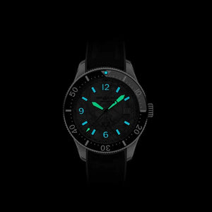 MontBlanc 萬寶龍 Iced Sea 系列300米日期顯示自動潛水腕錶 41mm 133628