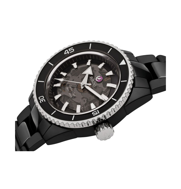 RADO 雷達錶 Captain Cook 庫克船長300米高科技陶瓷鏤空腕錶 43mm R32127152