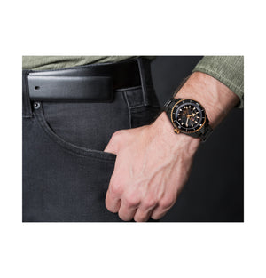 RADO 雷達錶Captain Cook 庫克船長300米高科技陶瓷鏤空腕錶 43mm R32127162