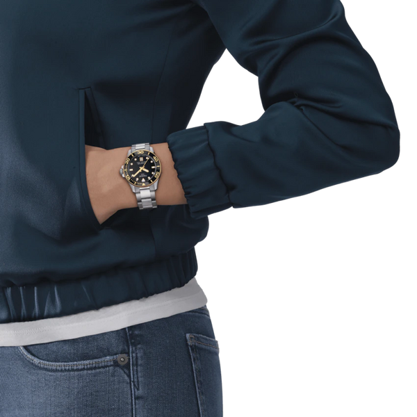 TISSOT SEASTAR 1000 天梭海星系列300米潛水石英錶 36mm T1202102105100