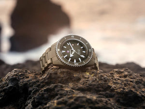 RADO 雷達錶 Captain Cook 庫克船長300米高科技啞光橄欖綠陶瓷潛水腕錶 43mm R32130312