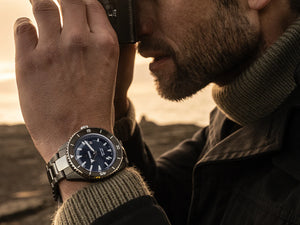 RADO 雷達錶 Captain Cook 庫克船長300米高科技陶瓷潛水腕錶 43mm R32144202