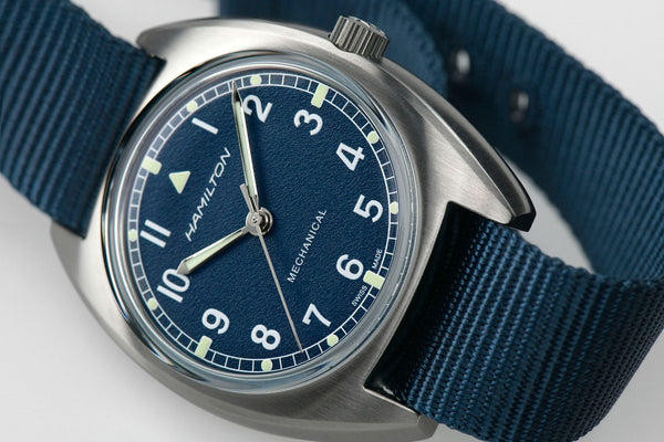 Hamilton 漢米爾頓 Pilot Pioneer 卡其航空系列手上鏈藍面款機械錶 36mm H76419941