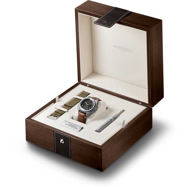 LONGINES 浪琴錶 PILOT MAJETEK 經典復刻飛行腕錶套裝版 43mm L28384539