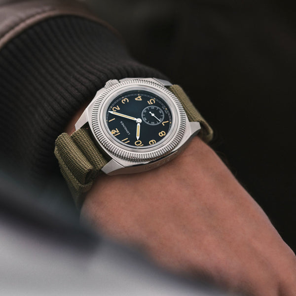 LONGINES 浪琴錶 PILOT MAJETEK 經典復刻飛行腕錶套裝版 43mm L28384539